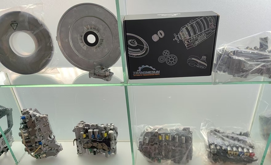 JF015E rebuild kit components and sealing parts laid out on the bench